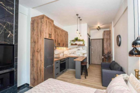 Condo next to metro st Athens!